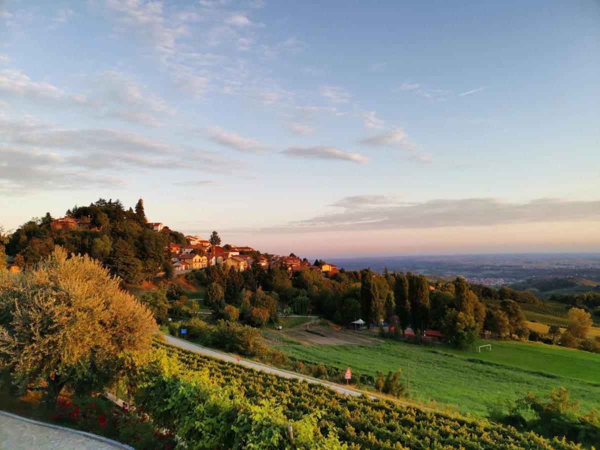 Alle Tre Colline Villa Albugnano Exterior photo